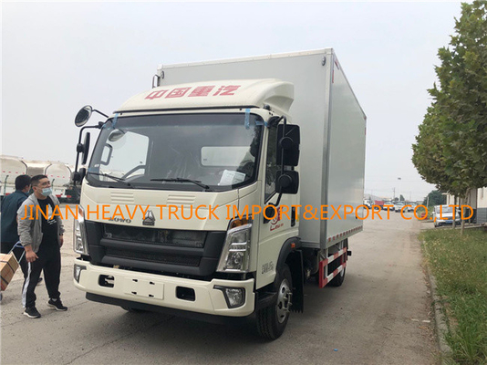 SINOTRUK HOWO 4x2の軽量コマーシャルは電気貨物をトラックで運ぶ