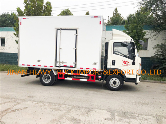 SINOTRUK HOWO 4x2の軽量コマーシャルは電気貨物をトラックで運ぶ