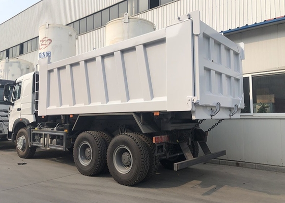 シノトルク HOWO A7 6x4 371hp ホワイトダンプトラック ティッパートラック 貨物トラック