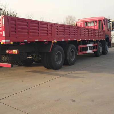 SINOTRUK HOWO 12は8X4平面貨物トラックの頑丈なトラックLorryヴァンLoadを動かす