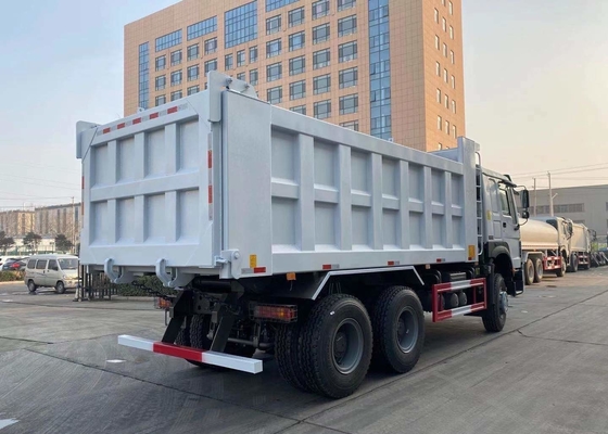 Sinotruk HOWO 6X4 371HP 18cbm Hyvaの起重機のダンプ トラックの頑丈なダンプ トラック