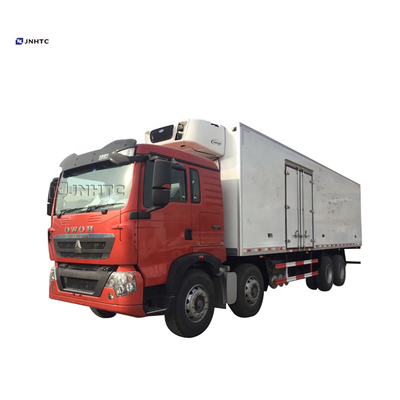 シノトルク HOWO 45cbm フリーザー 冷蔵庫 8x4 冷蔵トラック 20トンの冷蔵重貨車