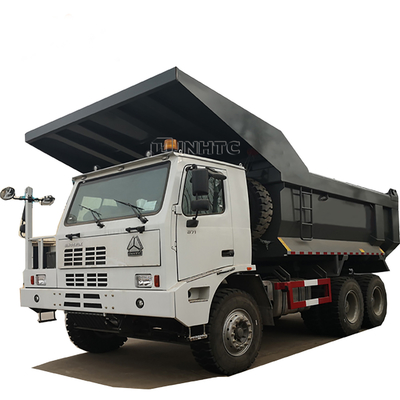 地下のミネラル鉱山の頑丈なダンプ トラックのユーロ2 70トン