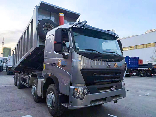 Sinotruk HOWO A7のダンプカーのダンプ トラック8x4 12の車輪40トン