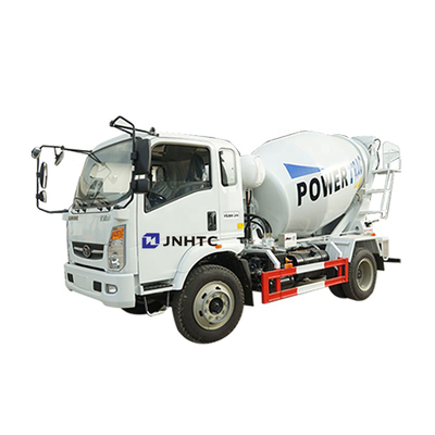Sinotruk HOWOライト トラックミキサのトラック4x2 4立方メートル