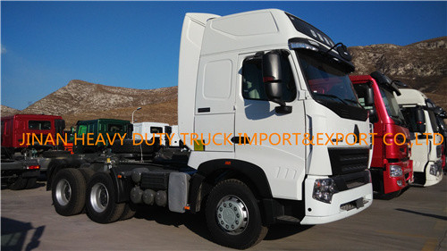 10台の荷車引きのSinotruck HOWO A7 6x4のトラクターのトラック371hp 420hp