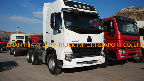 10台の荷車引きのSinotruck HOWO A7 6x4のトラクターのトラック371hp 420hp