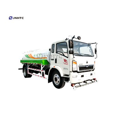 14mの前部スプリンクラーが付いているSINOTRUK HOWOの軽水のタンクローリー4x2