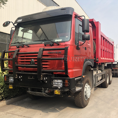 4 10車輪SINOTRUK HOWOのダンプのダンプカー トラックEuro2 6x4