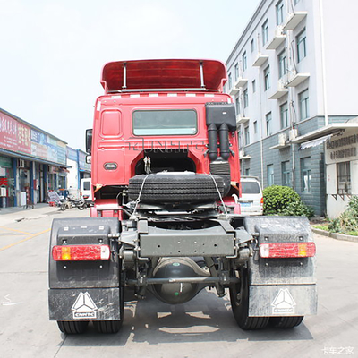 Sinotruk Howo 400Lのタンカーのディーゼル トラクターのトラック4x2 102km/h