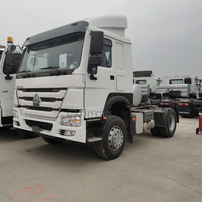 Sinotruk HOWO 4x2のトラクターのヘッド トラックEuro2 371hp