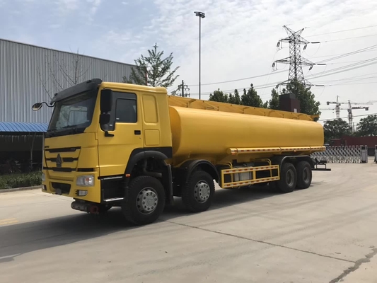 Sinotruk LHDの石油燃料のタンク車400L 20cbm 371HP