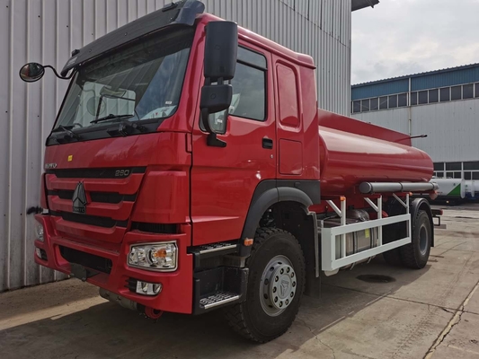 Sinotruk LHDの石油燃料のタンク車400L 20cbm 371HP