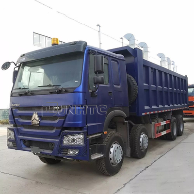 SINOTRUK HOWO 12の荷車引きの8x4 3cbm 371hpに荷を積んでいる頑丈なダンプ トラックの自己