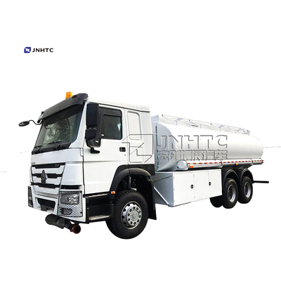 Sinotruk HOWO 371hpの石油燃料のタンカーのトレーラーEuro2 Euro3 25000L 6x4