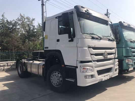 頭部を引くHOWO 4x2ドライブ索引車のトラック6の荷車引き290HP 336HP