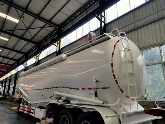 半Liangshan 30000l-60000lのアルミニウム燃料のタンカーのトレーラー
