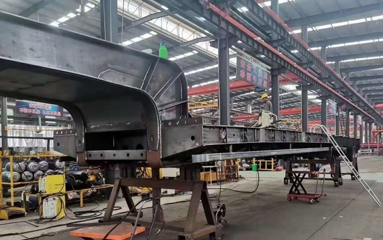 3車軸4車軸は低速100トンの車輪のLoderの掘削機の輸送のためのトレーラーを半寝かせる