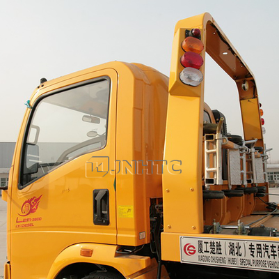 新しいSinotruk HOWOは/トラック3トンの4x2のレッカー車の牽引の道路閉塞の取り外しの使用した
