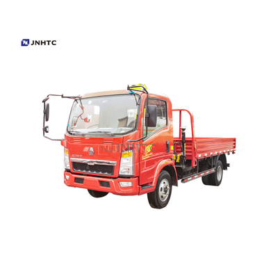 Sinotruk HOWO 4x2のトラックは望遠鏡クレーン ホックの折りたたみの腕の持ち上がるトラックを取付けた