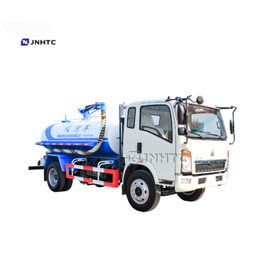 SINO HOWO 4x2 6は小さい真空の下水の吸引のトラック3000L 5000L 6000Lにタイヤをつける