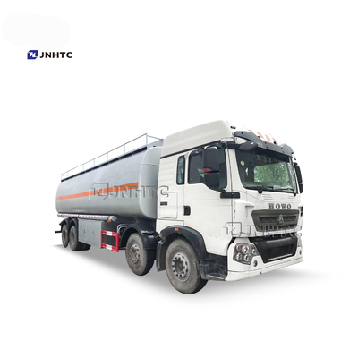 HOWO 8x4 12の車輪は30cbm 35cbm Euro2 Euro3に燃料を補給する重油のタンク車を