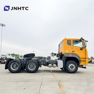 SINOTRUK HOHAN 6X4のトレーラー トラック