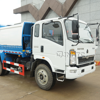 HOWO 4x2の小さい5m3廃物のコンパクターのトラック