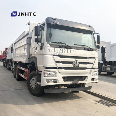 Sinotruk HOWO 6x4 10は頑丈なダンプ トラック30t 18Cubic 380hpを動かす