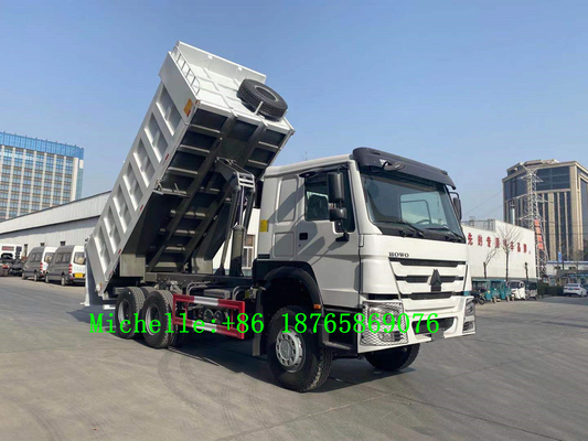 Sinotruk HOWO 6*4の頑丈なダンプ トラック10の荷車引きのダンプカー371hpの馬力3車軸