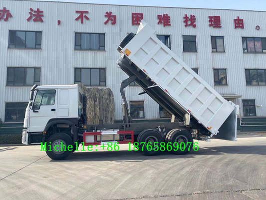 Sinotruk HOWO 6*4の頑丈なダンプ トラック10の荷車引きのダンプカー371hpの馬力3車軸