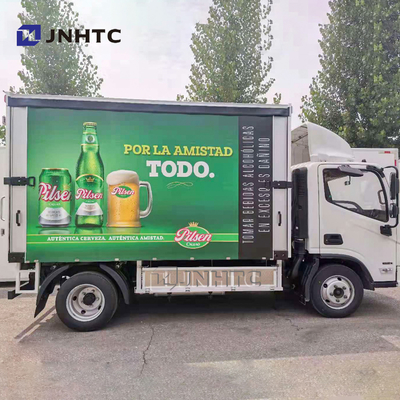 Sinotruk HOWO 4x2の冷蔵庫の冷凍庫のトラックは飲料によって冷やされている箱のトラックを飲む