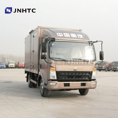 SINOTRUK HOWO 116hp 6トンのLHD Box TruckヴァンCargo Truck