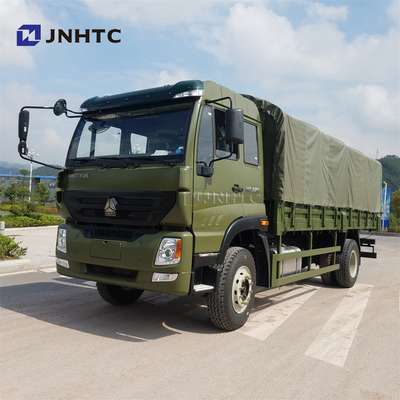 SINOTRUK 4*4 6x6の道の貨物自動車車のMilitaresのトラックを離れた重い貨物トラック