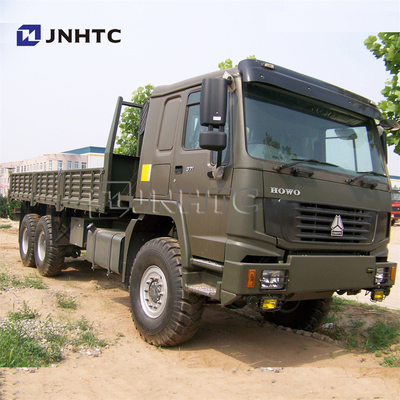 SINOTRUK 4*4 6x6の道の貨物自動車車のMilitaresのトラックを離れた重い貨物トラック