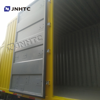 Sinotruk HOWOの重い貨物トラック6*4箱の貨物トラック10の荷車引きの貨物自動車