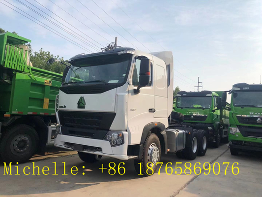 Sinotruk Howo 6*4のトラクターのトラック10の荷車引きのトラクターの頭部100トン