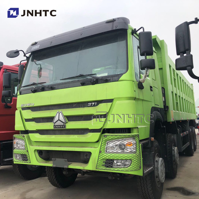 HOWO 8x4 371hp 30のボツワナのための頑丈なダンプ トラックに荷を積んでいる立方12の車輪の自己