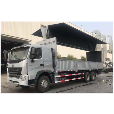 SINOTRUK HOWO A7 6X4の重い貨物トラックのユーロII 10の荷車引きの翼ヴァン
