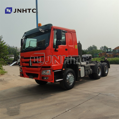 Howoはトラクターのヘッド トレーラーを95のKm/h 6x6 30トンの使用した