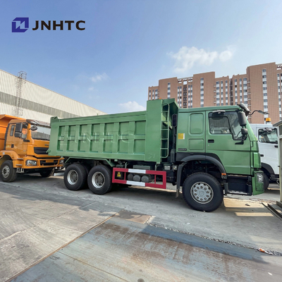 HOWO 6x4 10の車輪はダンプ トラックの貨物トラックの砂利のトラックEuro2を