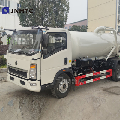 Sinotruk HOWO 4X2の下水の吸引のトラックのユーロ3 Rhd LHD 5000リットル