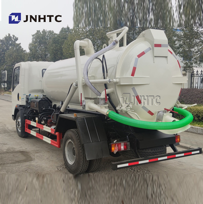 Sinotruk HOWO 4X2の下水の吸引のトラックのユーロ3 Rhd LHD 5000リットル