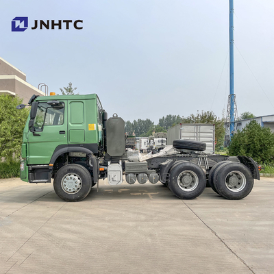 Sinotruk HOWO Euro2 30トンの索引車のトラック10の車輪371HPのトラクターのトラックの頭部