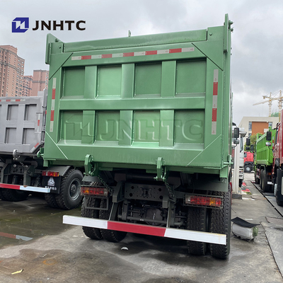 Sinotruk 6X4 371HPの頑丈なダンプ トラックの緑20の立方ダンプカー トラック