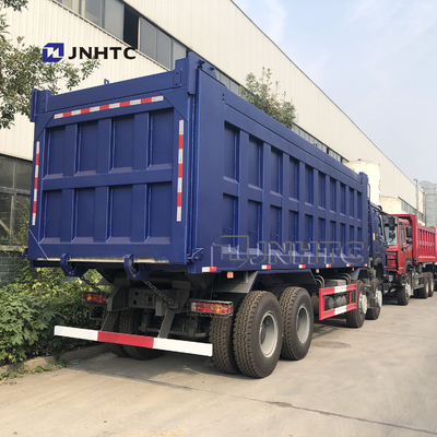 Sinotruk 8x4の頑丈なダンプ トラック ワゴンTremieのダンプ貨物自動車の大型トラック