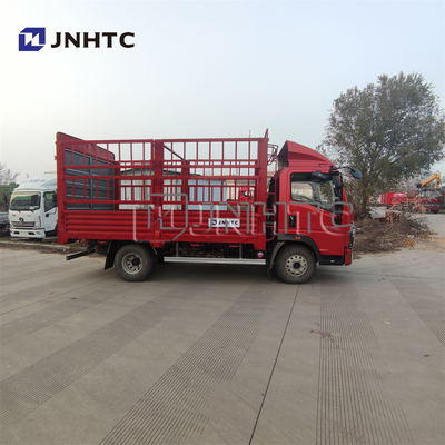 貨物輸送4x2ライトCargo BoxヴァンTruck 6荷車引きはサイドウォールのトラックを囲う