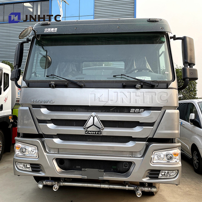 Howo 4x2 15のトン8-12cbmの給水車水スプリンクラーのトラック