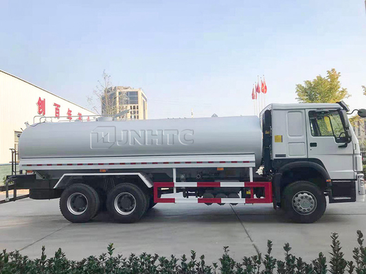 30000kg水スプリンクラーのトラックHOWO Sinotruk 6x4