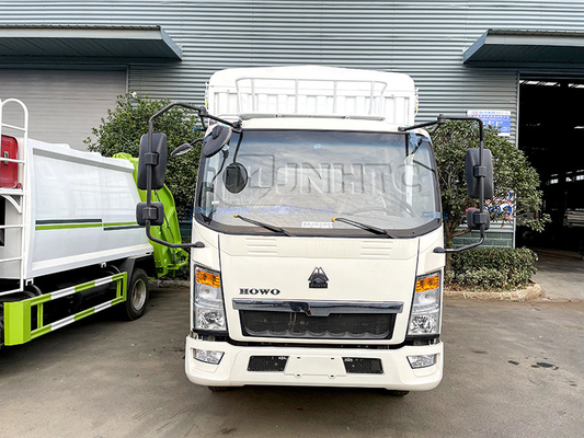 HOWO 4X2 5-10Tの軽量商業トラックはベッドのトラックを杭で囲う